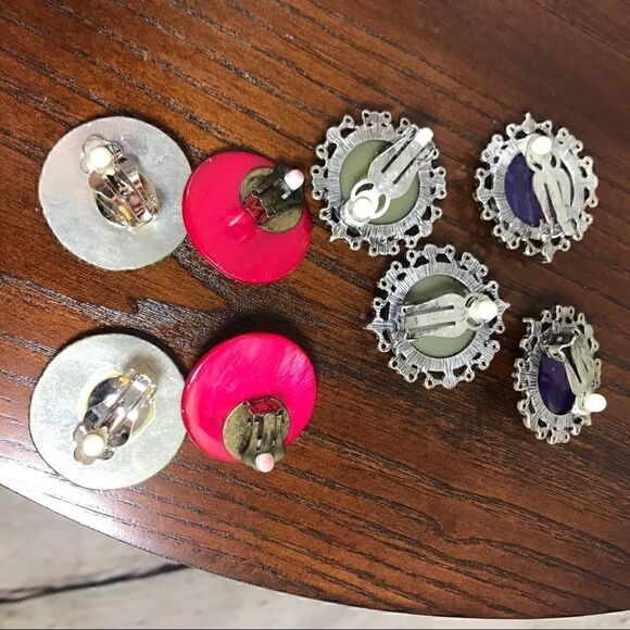 4 pairs of vintage clip on earrings - Picture 4 of 7